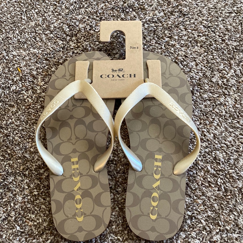 Coach flip-flops